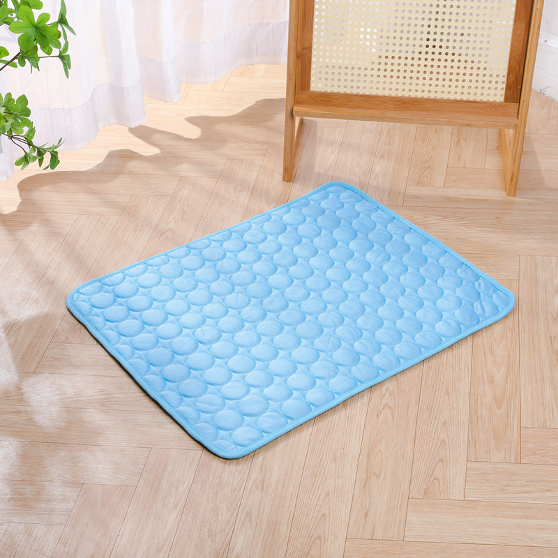 Amazon hot selling summer pet mat pet ice mat dog house dog mat pet ice silk mat cat cooling mat pet supplies