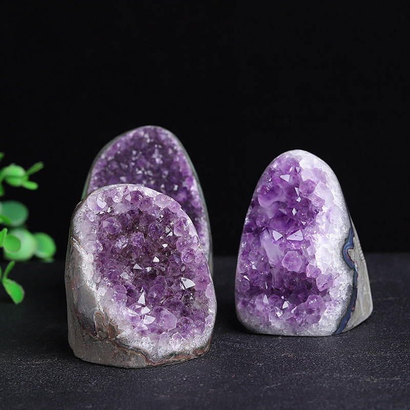 Cross-border trade goods: Uruguayan amethyst cluster ornament, amethyst town, home decoration, ready stock wholesale.