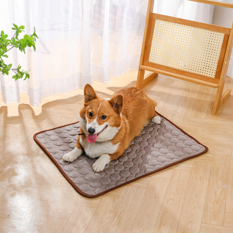 Amazon hot selling summer pet mat pet ice mat dog house dog mat pet ice silk mat cat cooling mat pet supplies