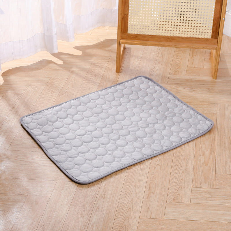 Amazon hot selling summer pet mat pet ice mat dog house dog mat pet ice silk mat cat cooling mat pet supplies