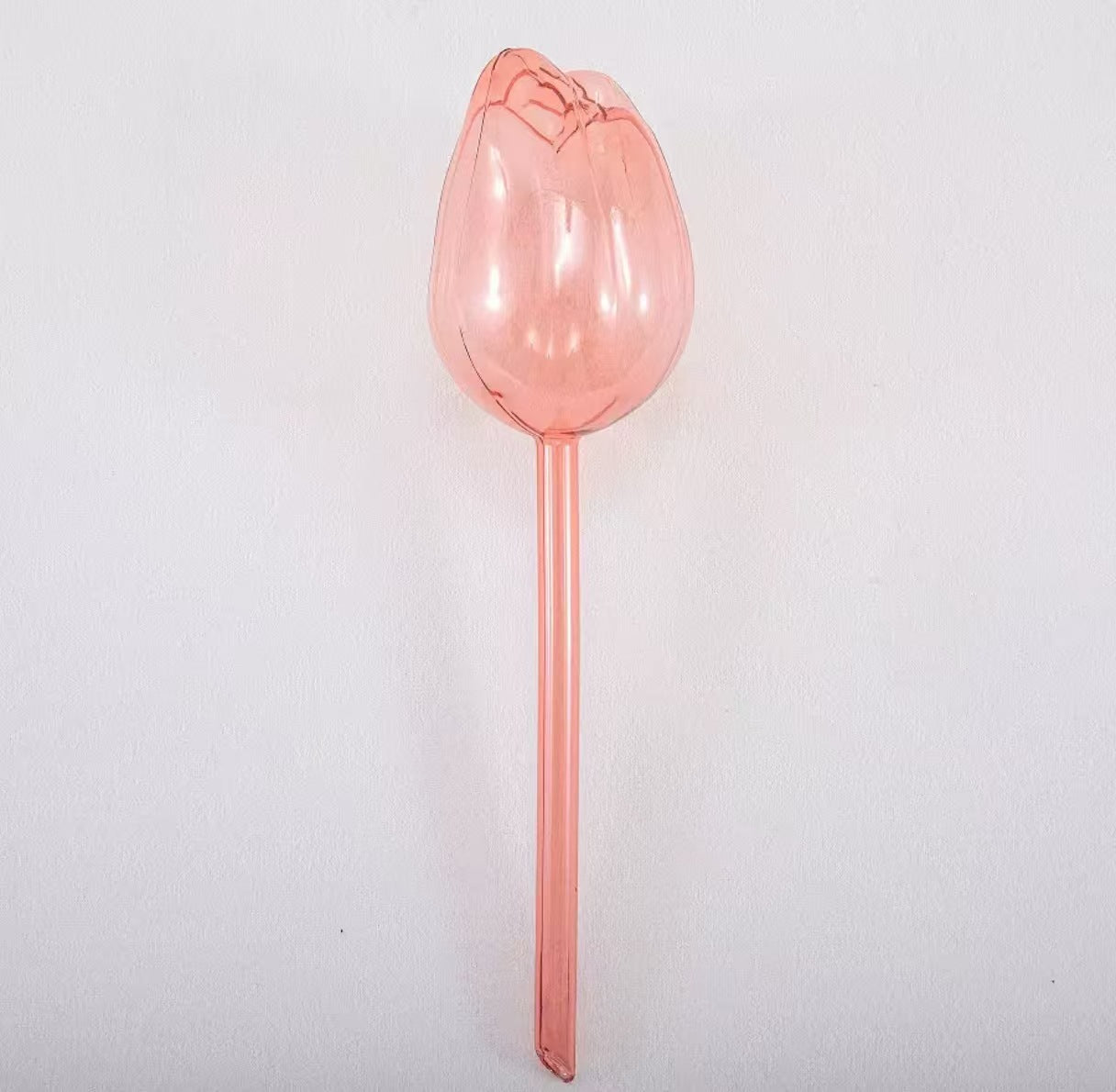 Plastic tulip watering device, drip irrigation for home use, automatic watering for potted plants, gardening tools
